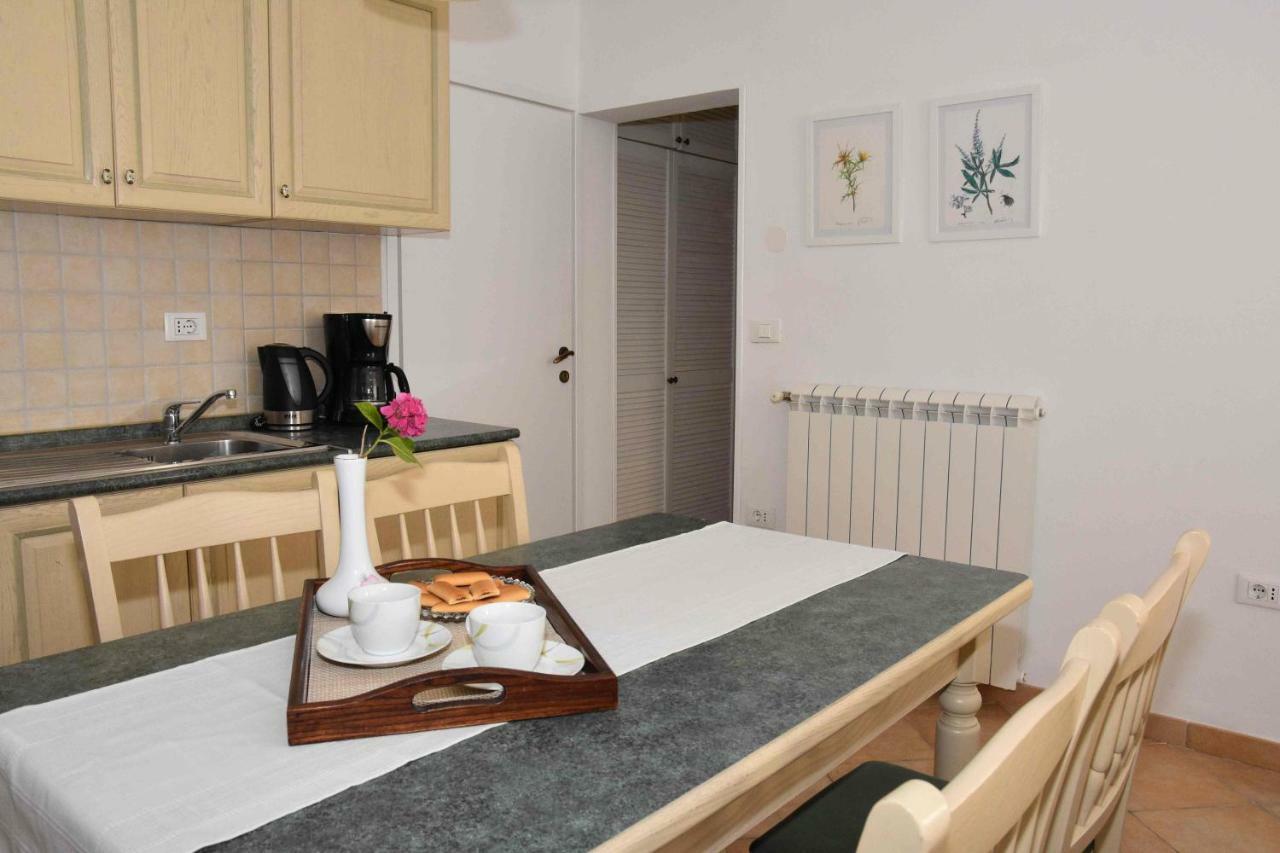 Apartments Ruzica Pula Extérieur photo